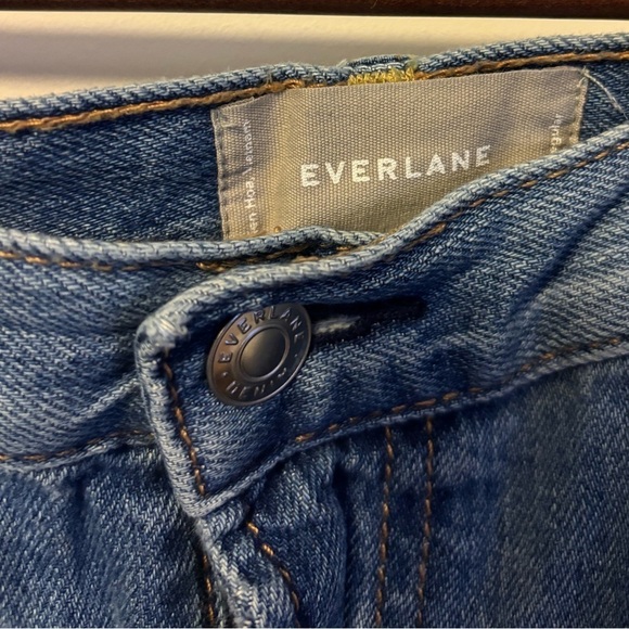 Everlane Lightweight relaxed jean - Picture 3 of 7